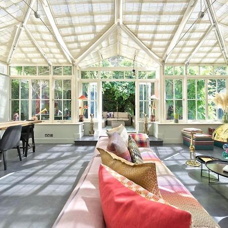 Вилла 3 Bed House In Fulham Лондон Экстерьер фото