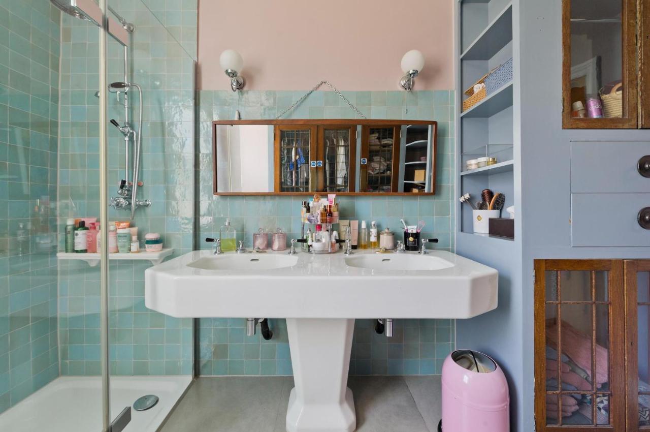 Вилла 3 Bed House In Fulham Лондон Экстерьер фото